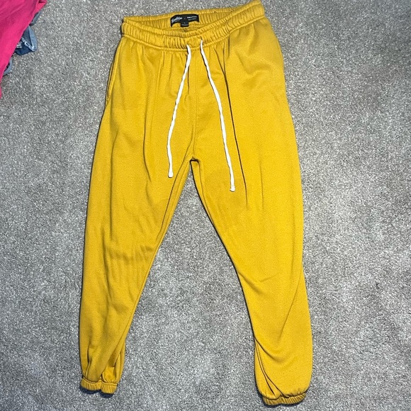 Sweatpants - Picture 1 of 3